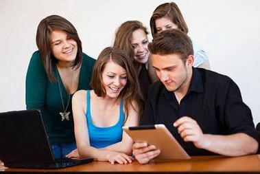 只有出国才能学好英语？不出国也能练就一口流利的英语